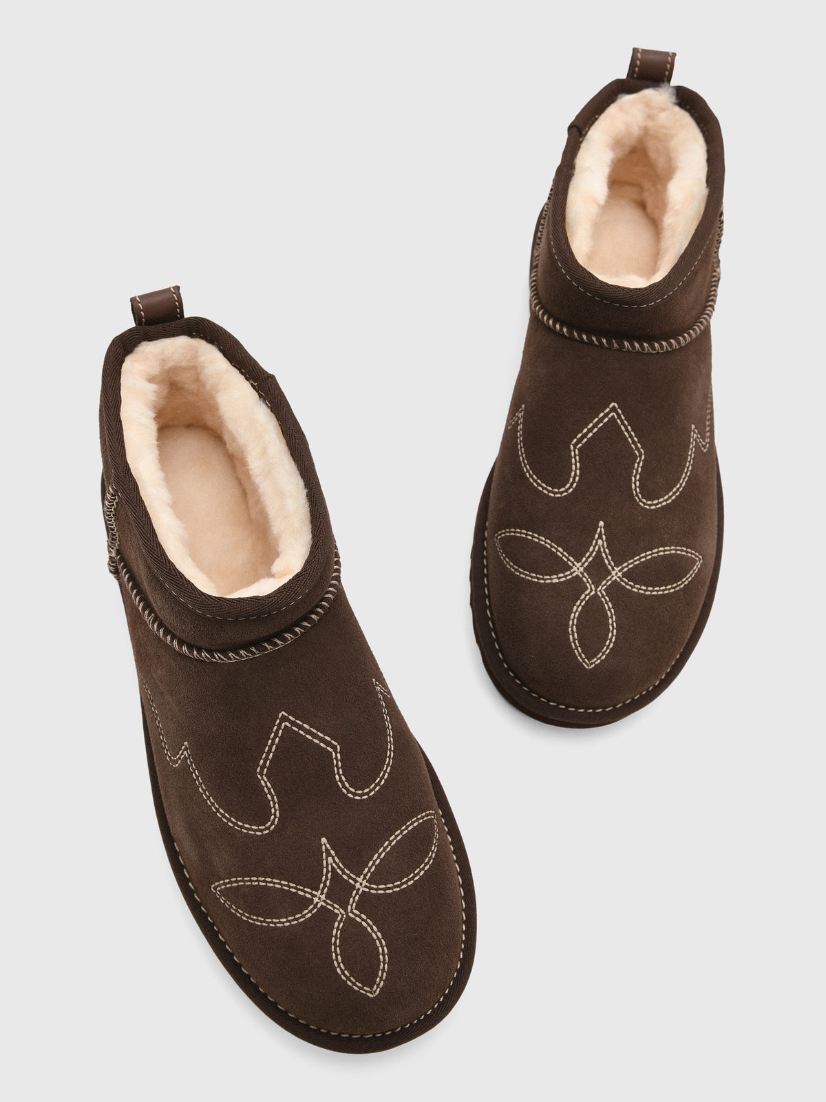 UGG Women's Classic Ultra Mini Western - Saint Bernard
