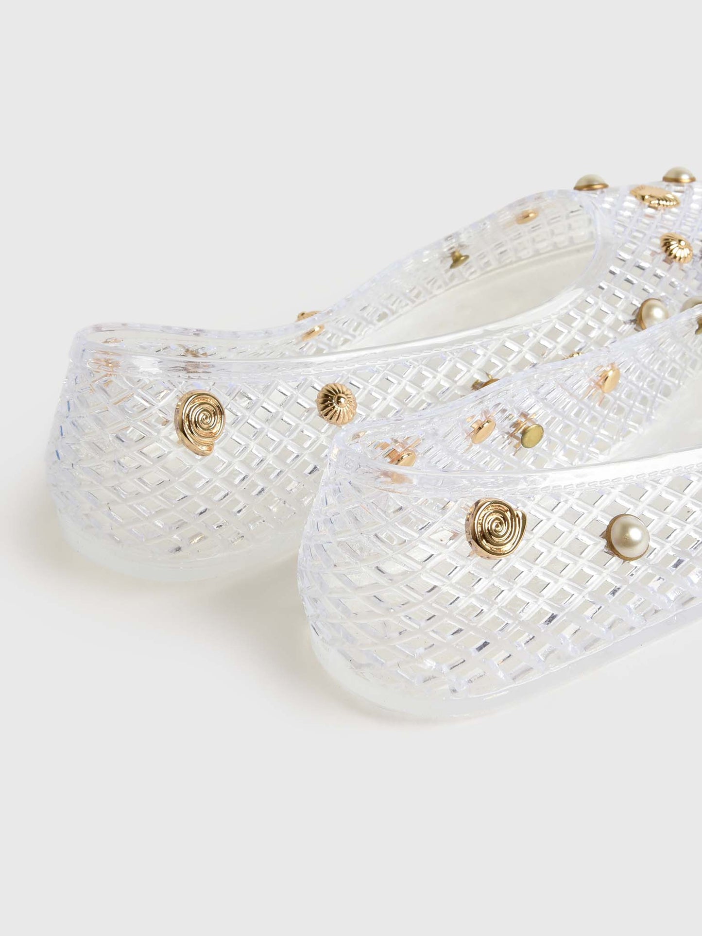 12104_1172xCLEARWITHSHELLS-alt3