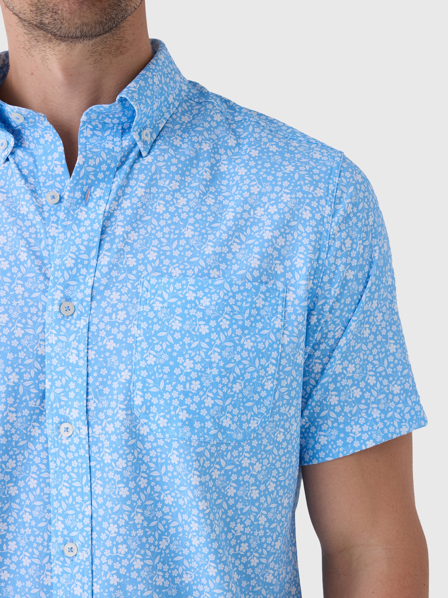 Southern Tide Men's Garden Blooms Coastal Breeze® Short Sleeve Sport Shirt - Saint Bernard