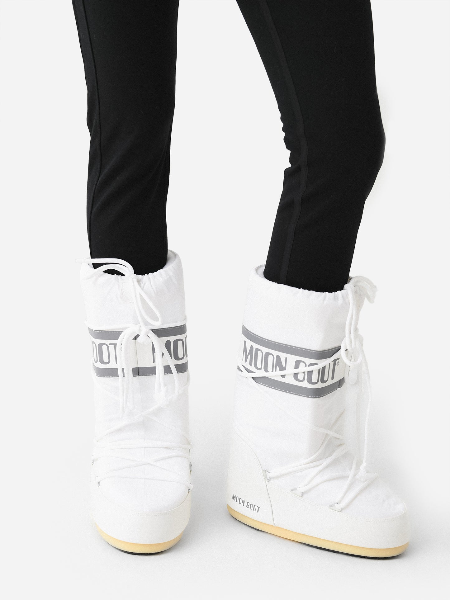 14004400_xWHITE-alt1