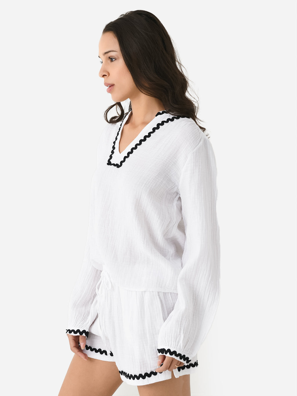 1463XCSOLxWHITEBLACK-alt2