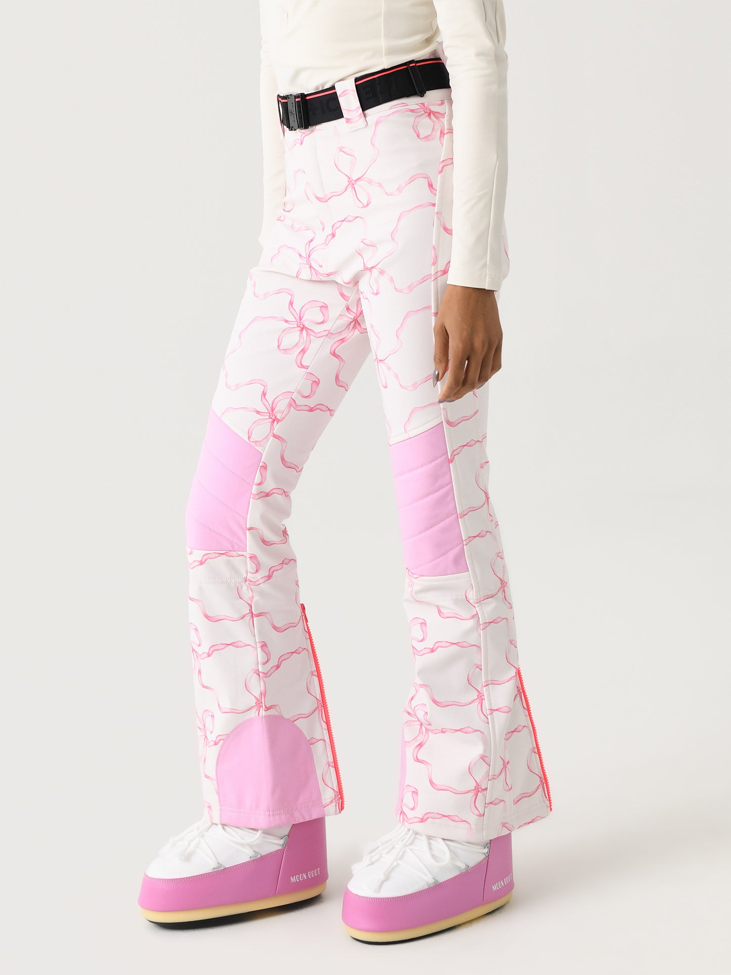 1479__x686MAGENTAGLOW-alt2