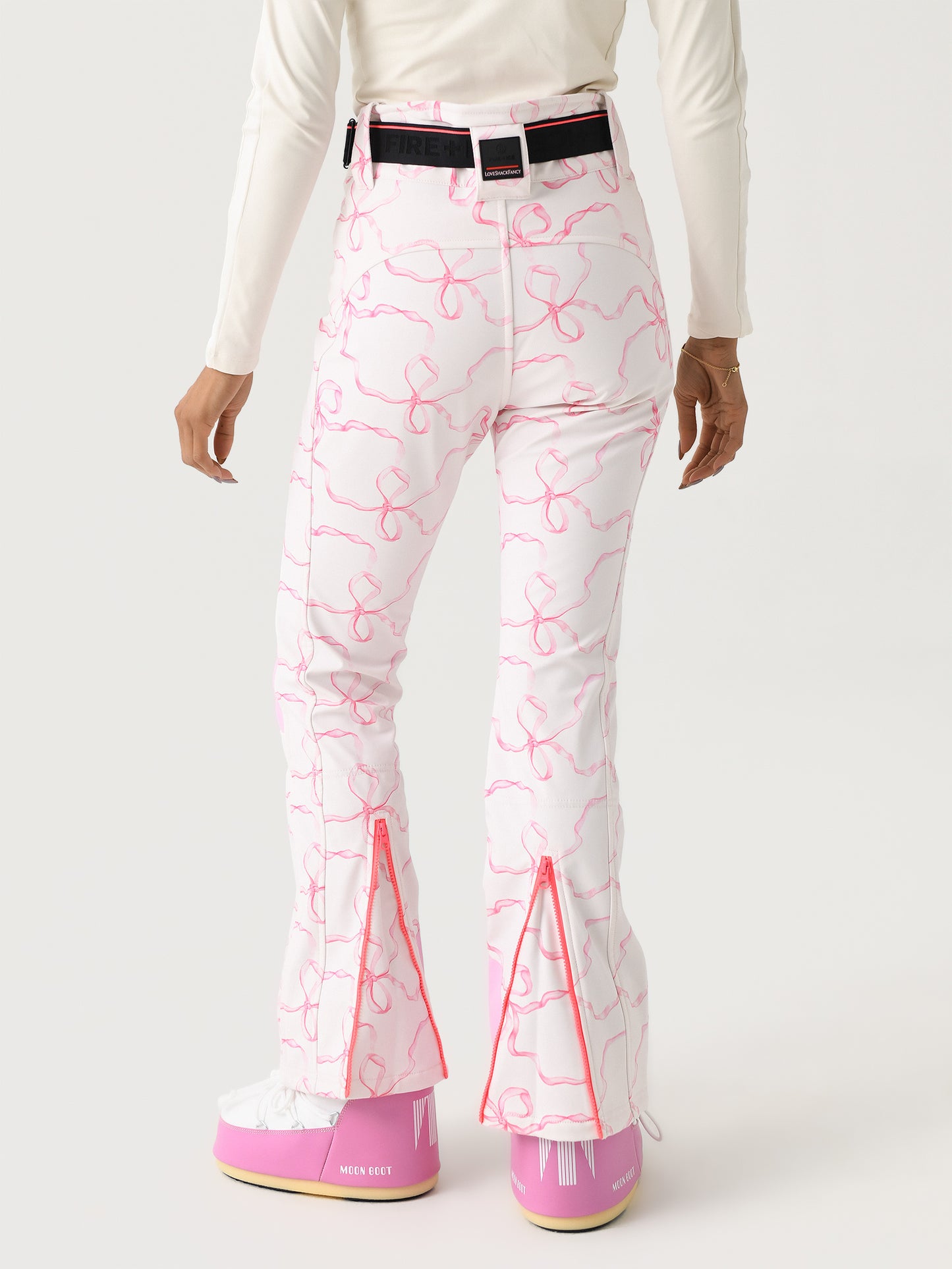 1479__x686MAGENTAGLOW-alt3