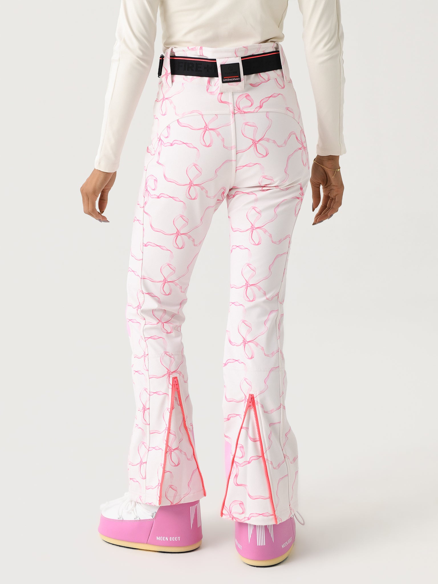 1479__x686MAGENTAGLOW-alt3