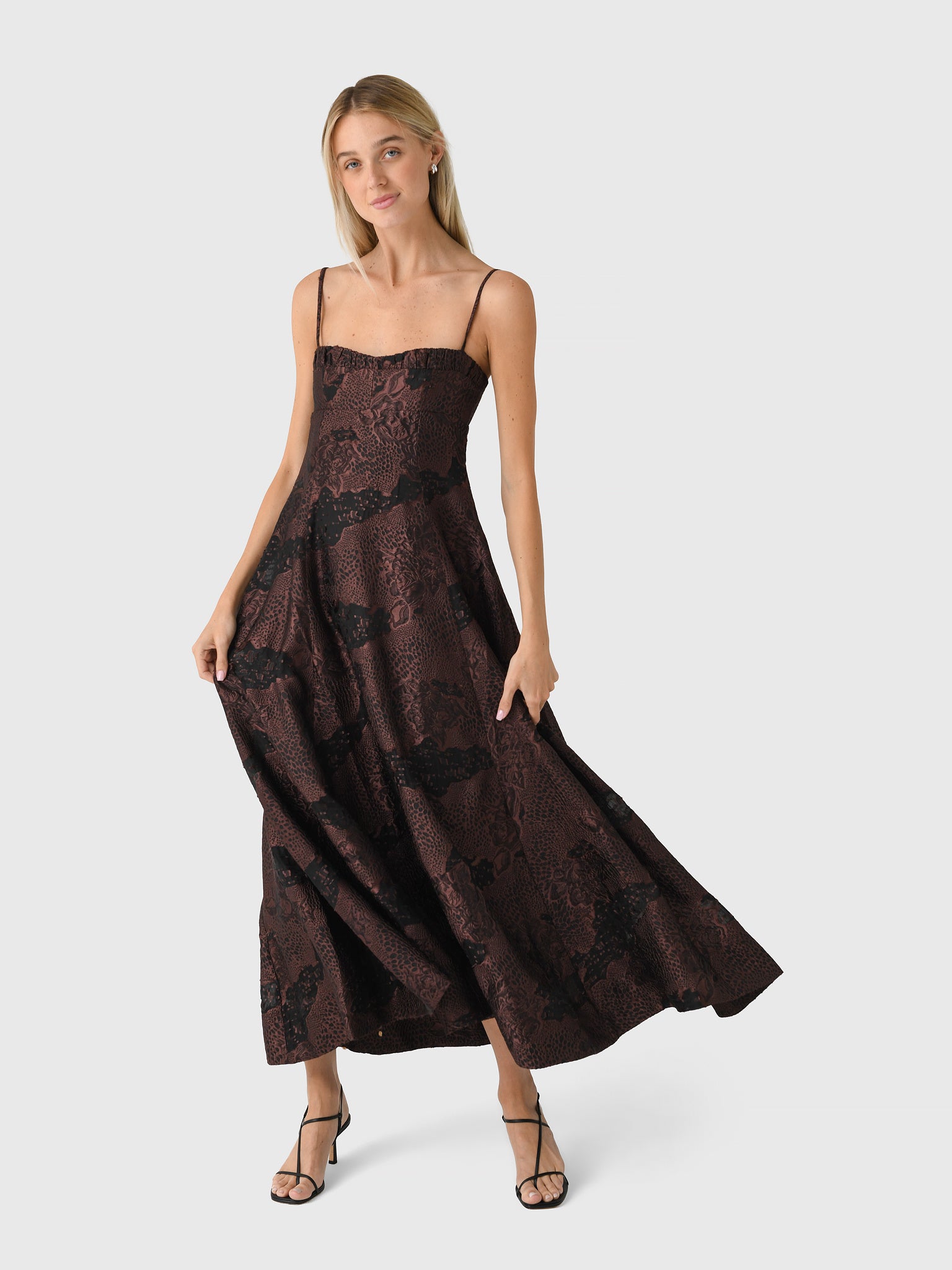 Clea Women's Theron Midi Dress