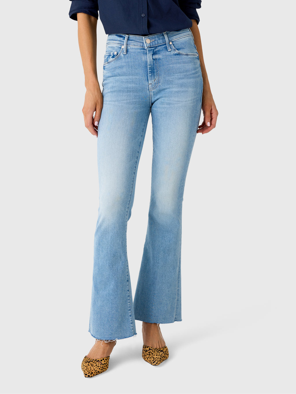 Mother Women's The Weekender Fray Jean - Saint Bernard