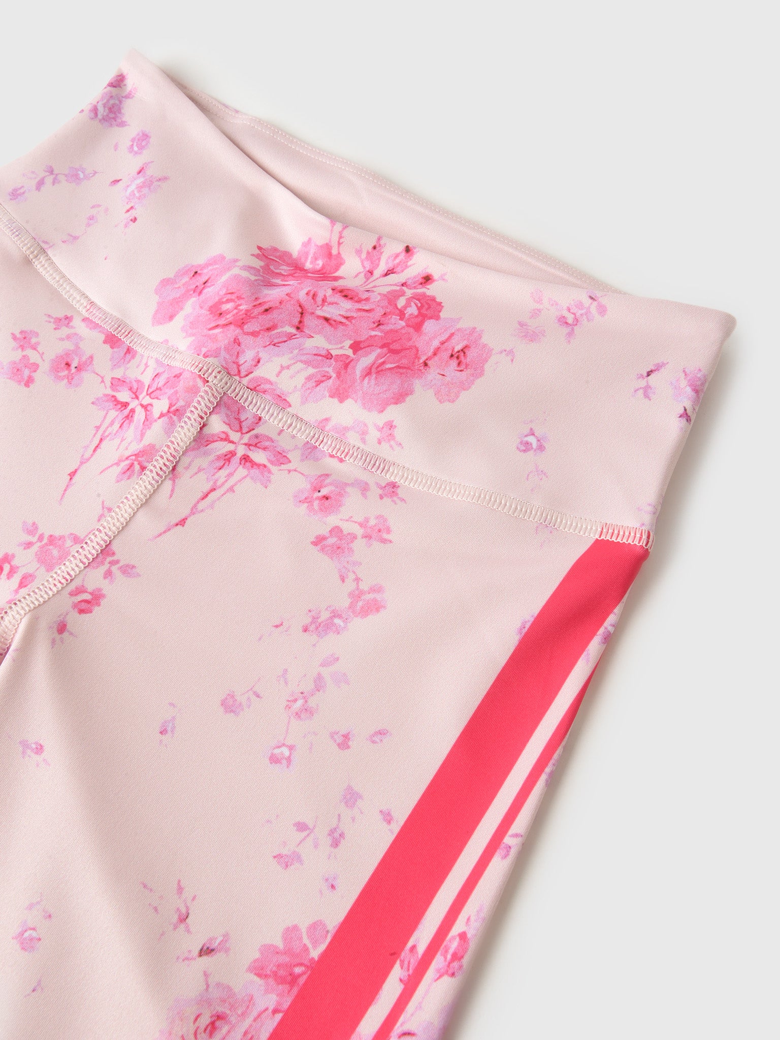 15587541xMAGENTAGLOW-alt1