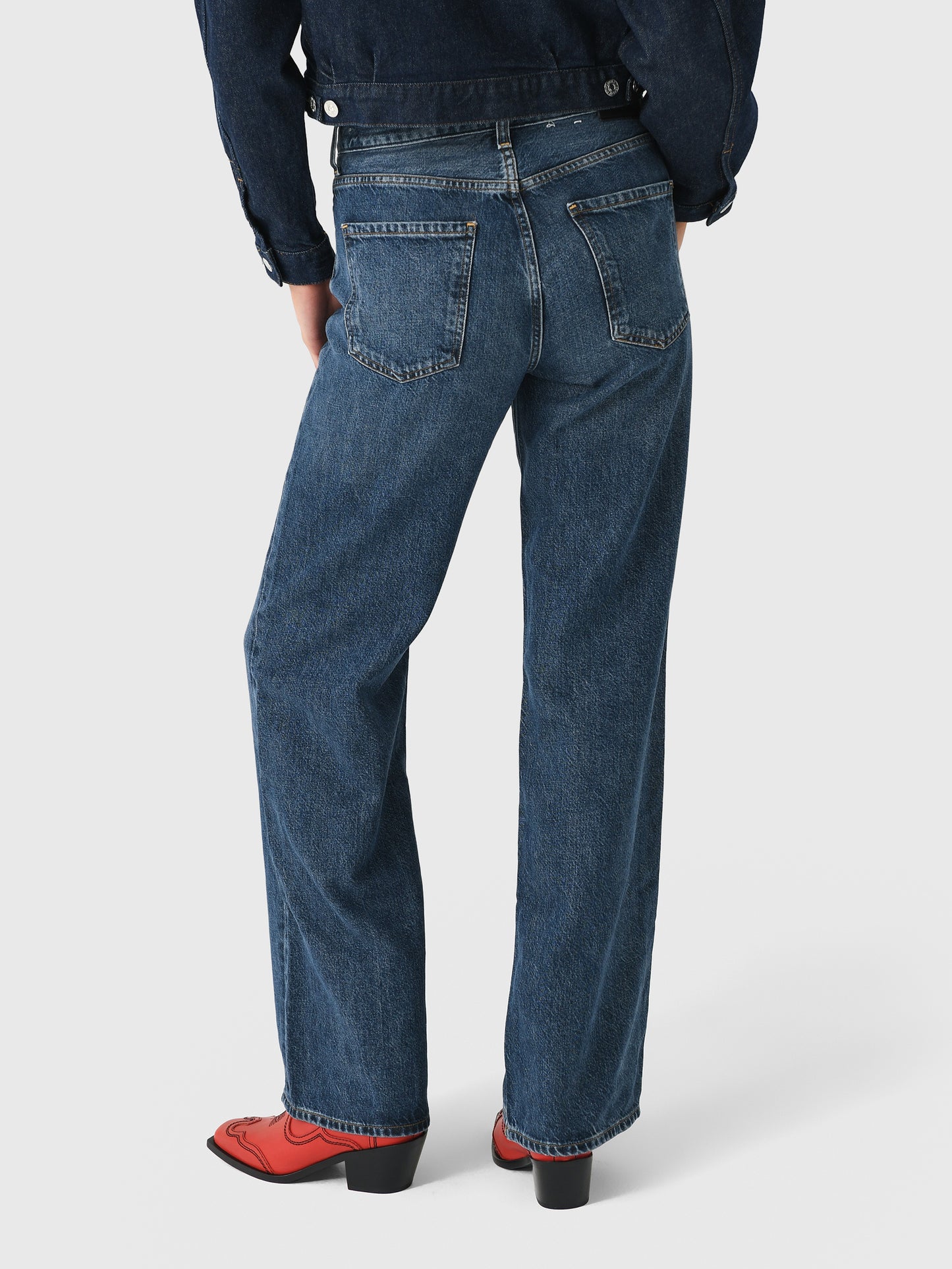 1746C-3028xWESTWOOD-alt2