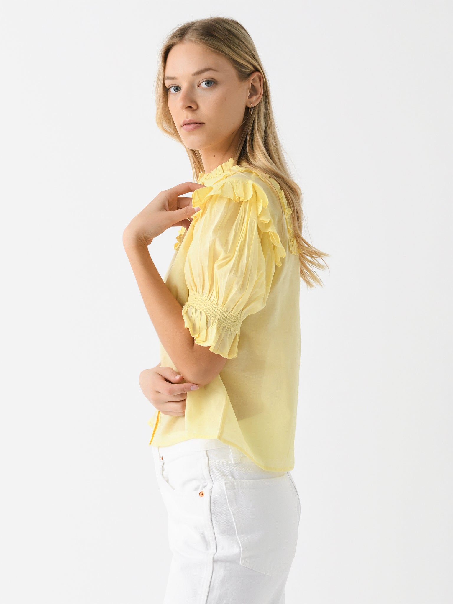 18CAMALDA6UHTxYELLOWEGGY-alt2