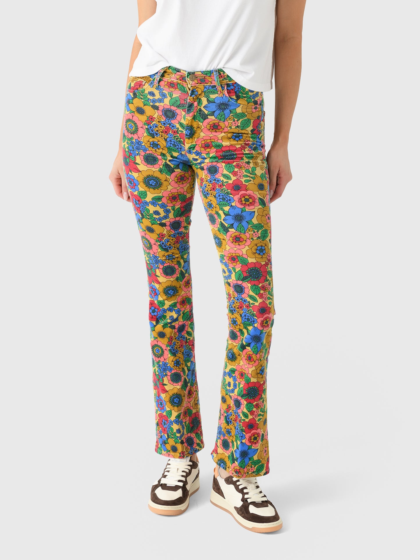 Mother Women's The High Waisted Weekender Skimp Jean - Saint Bernard