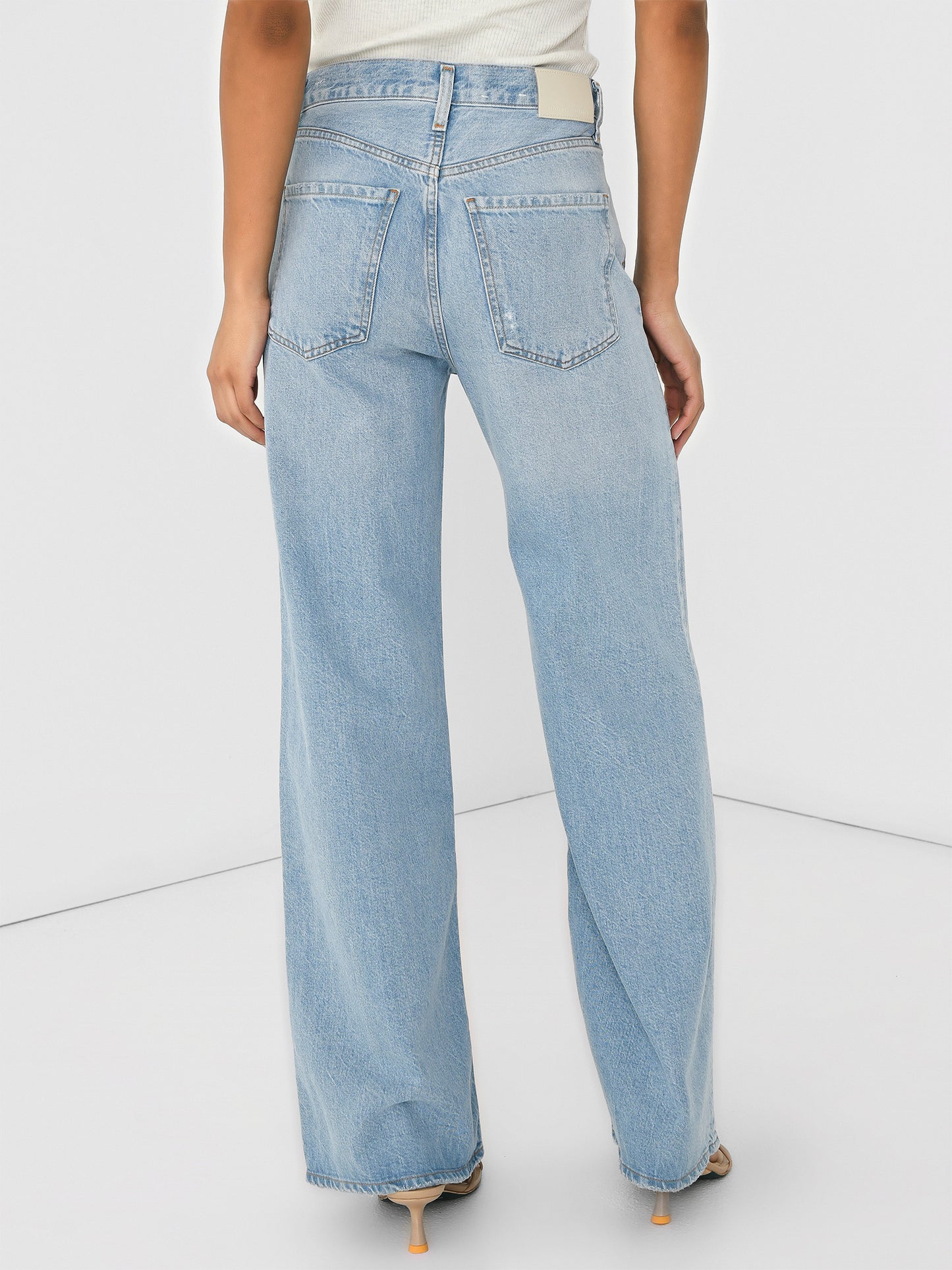 1984-3028xALEMAYDE-alt3