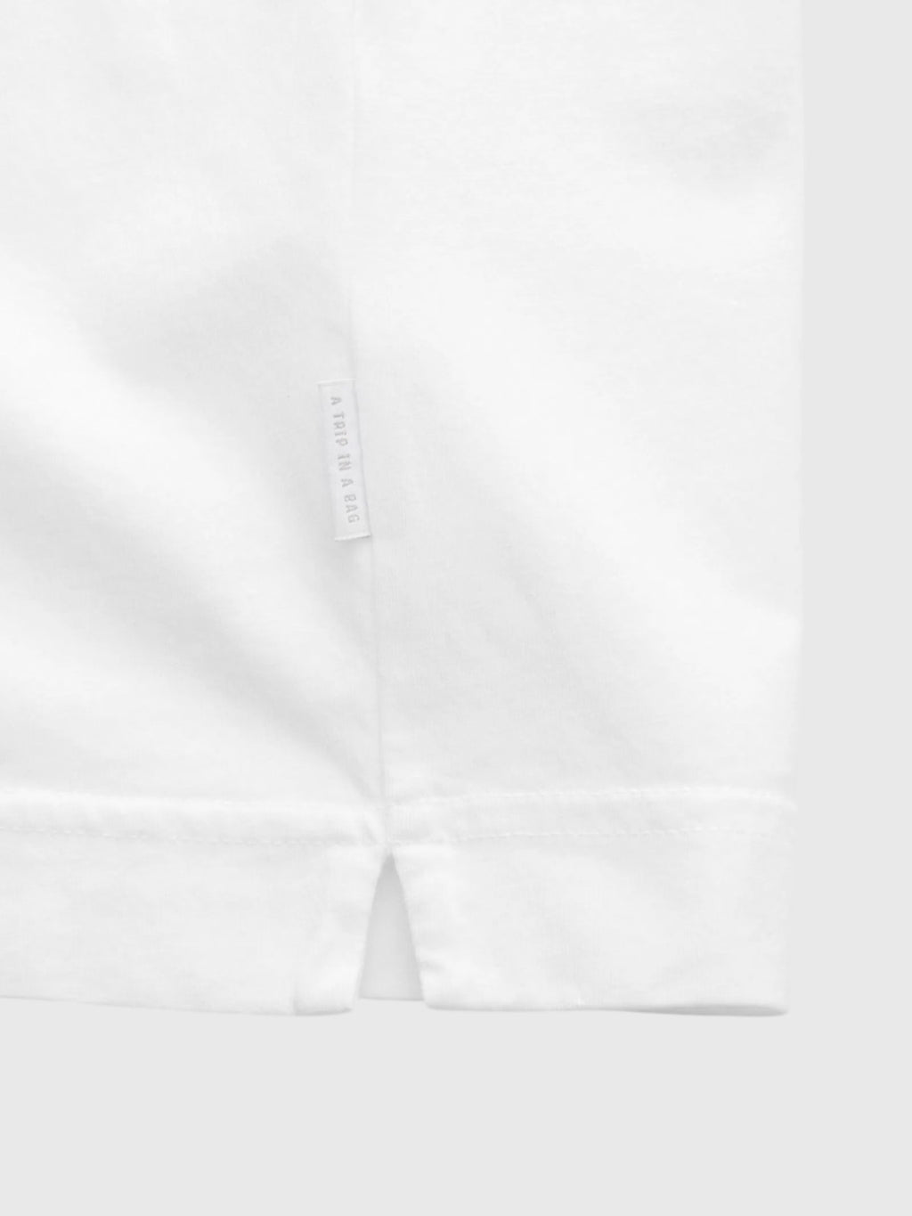 1JE2602A22xWHITE-alt1