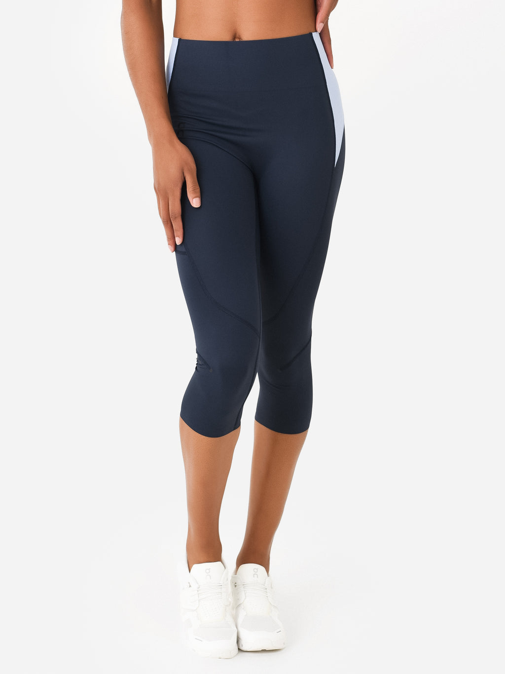 ON Women's Movement Crop Tight - Saint Bernard