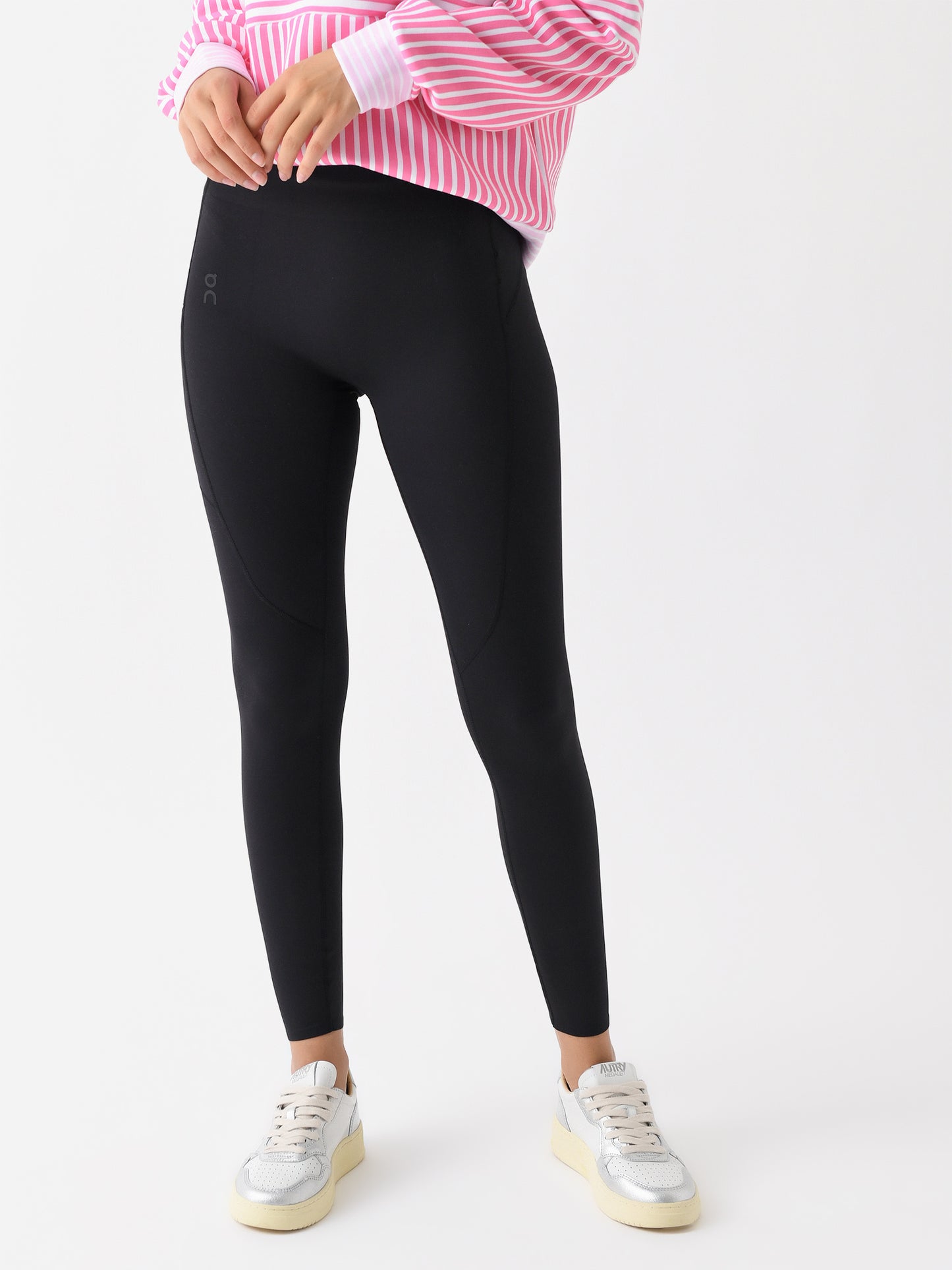 ON Women's Movement Long Tight - Saint Bernard