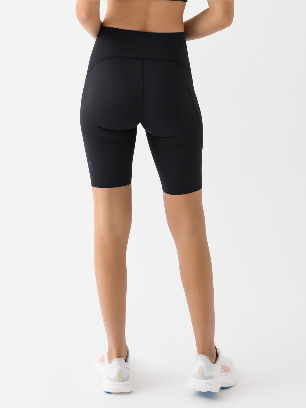 1WE11910553xBLACK-alt3