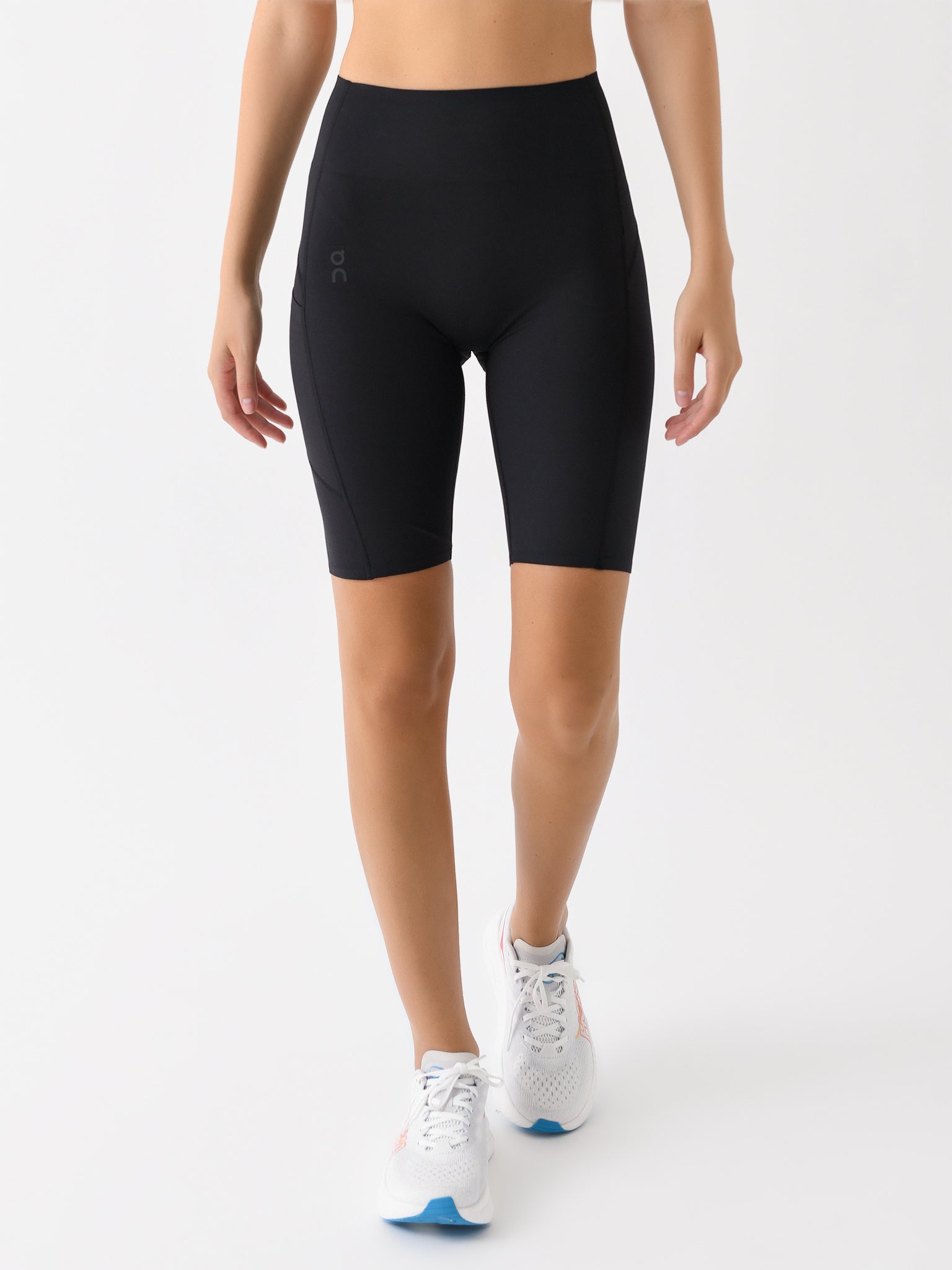 ON Women's Movement Short Tight - Saint Bernard