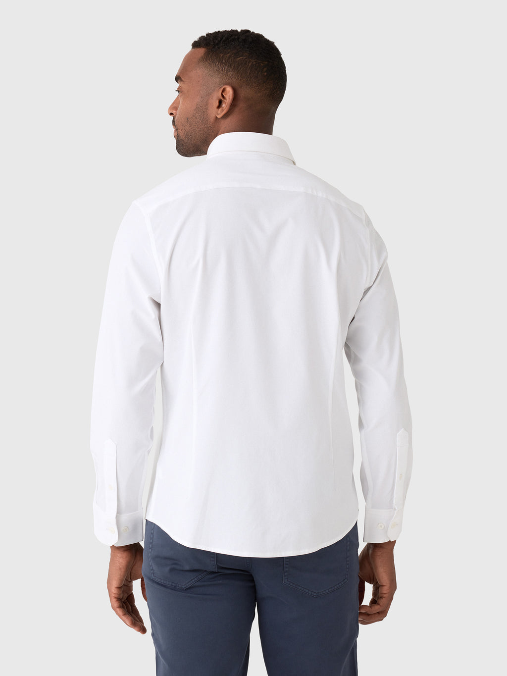 Mizzen+Main Men's Trim Leeward No Tuck Dress Shirt - Saint Bernard