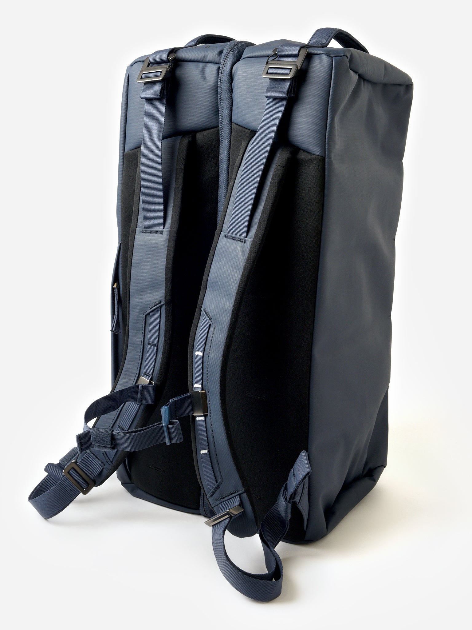 2000271004901xBLUEHOUR-alt1