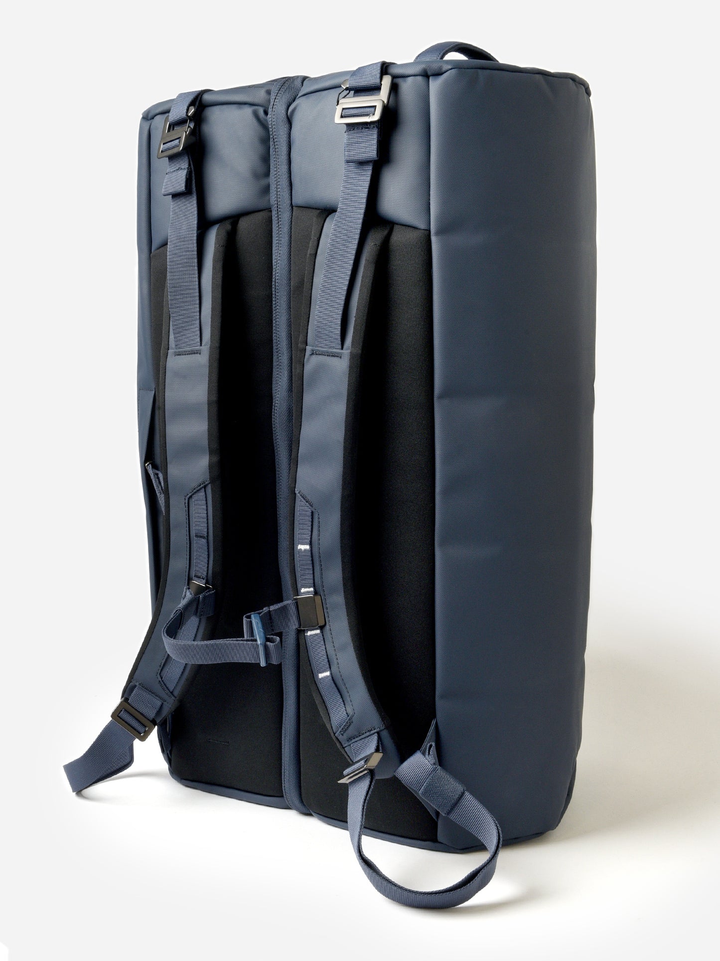 2000273300901xBLUEHOUR-alt1