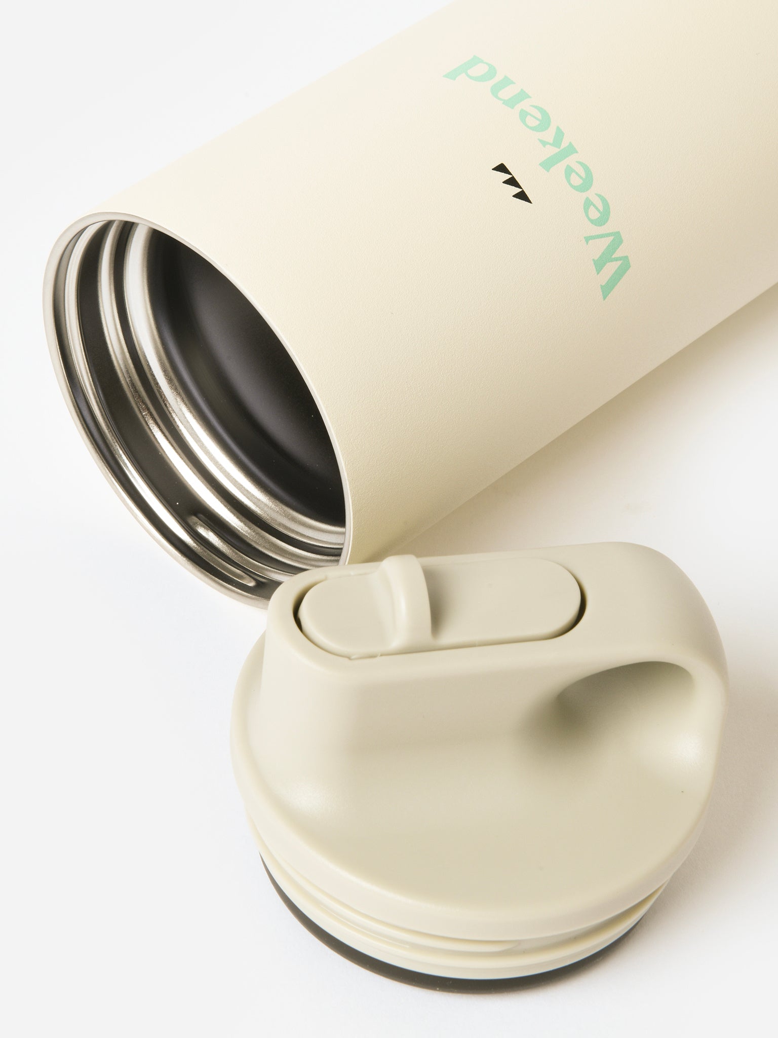 20281-WEEKENDxWHITE-alt1