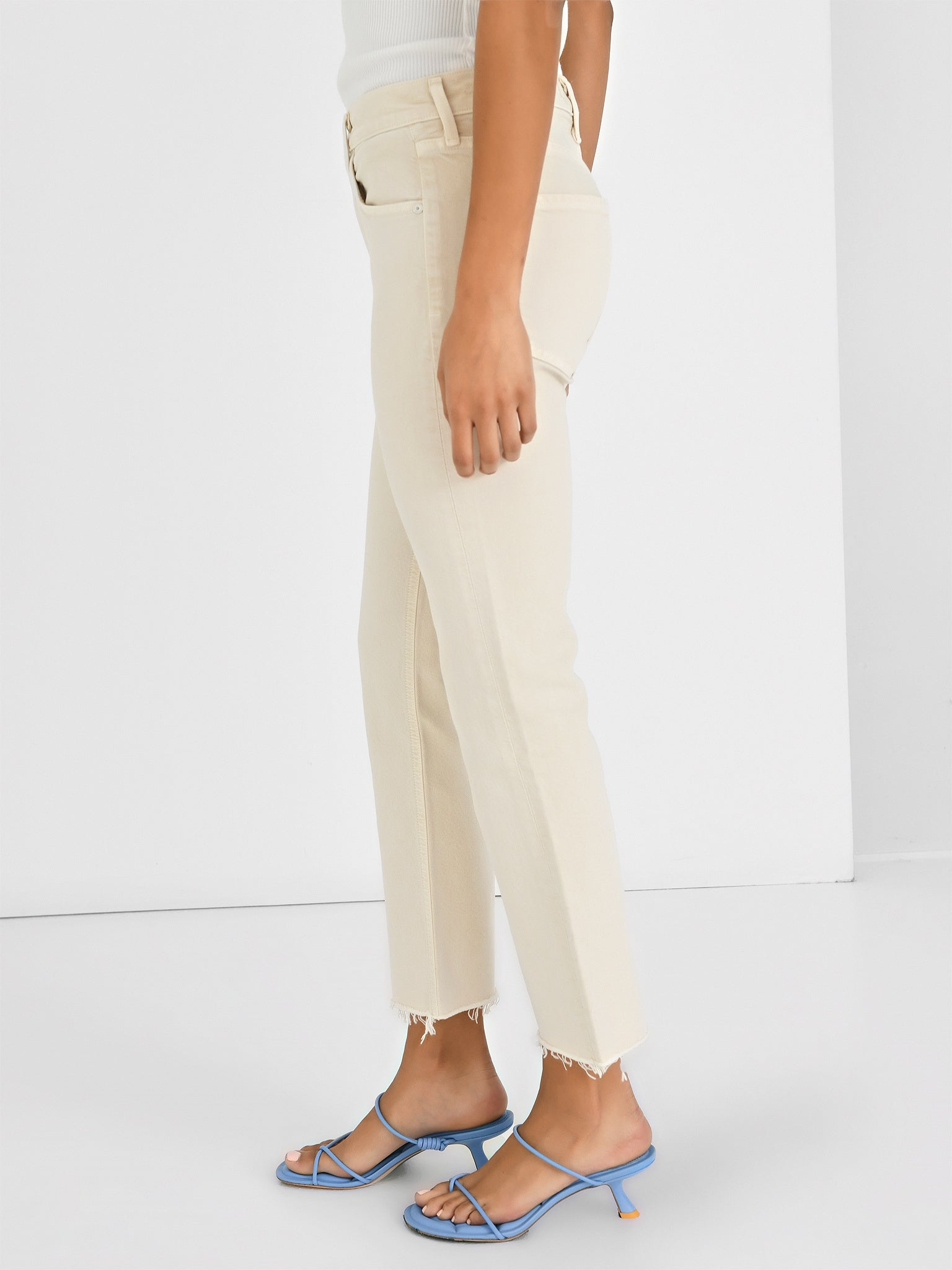 2030-1542xALMONDETTE-alt2