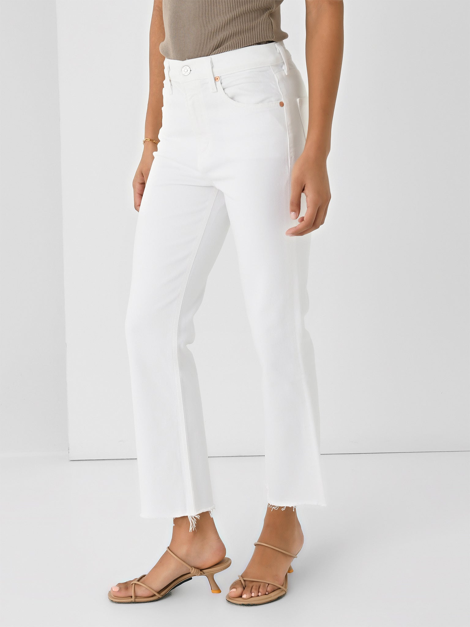 2030B-1542xMAYFAIR-alt2