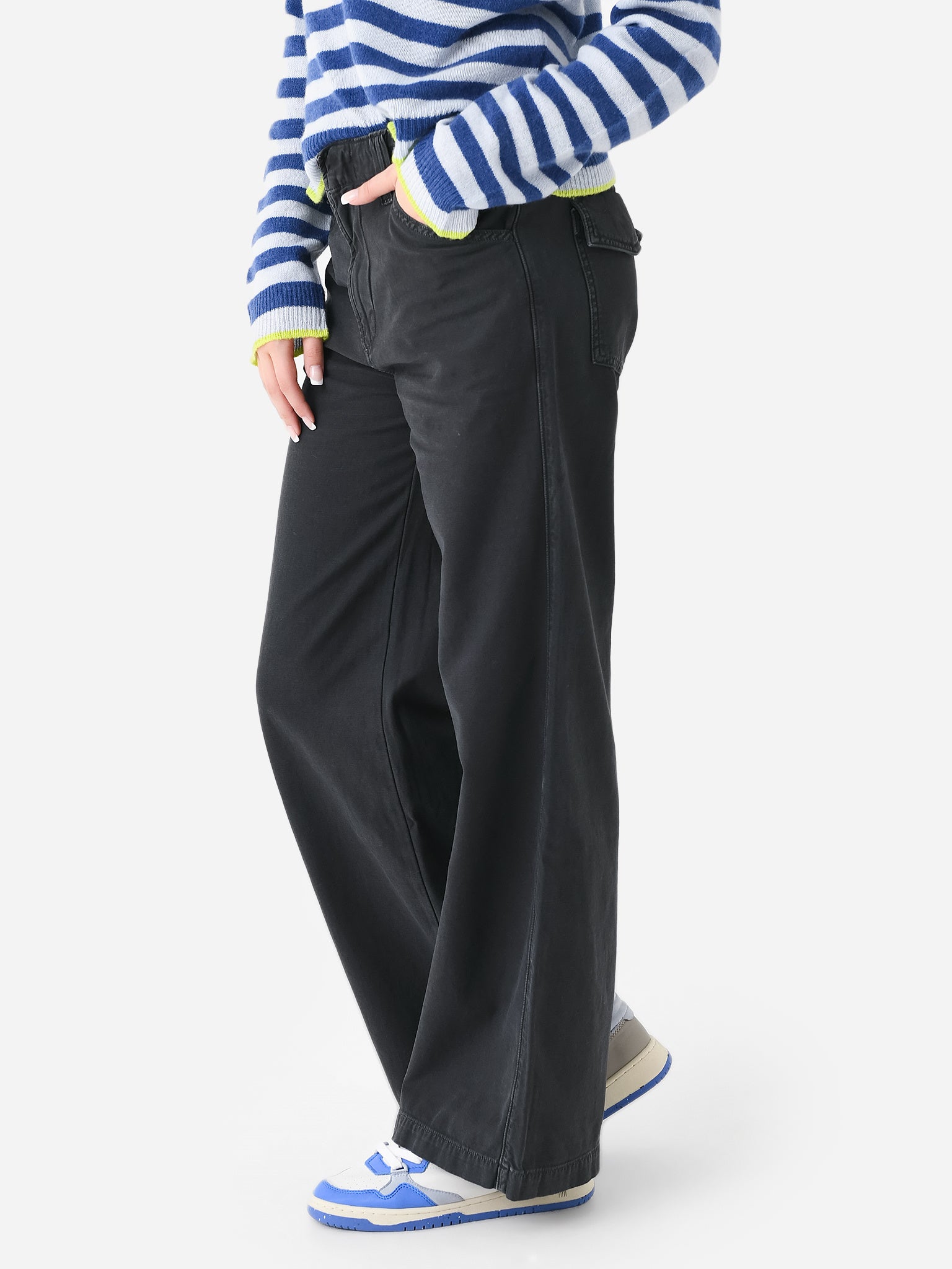 2050-576xWASHEDBLACK-alt2
