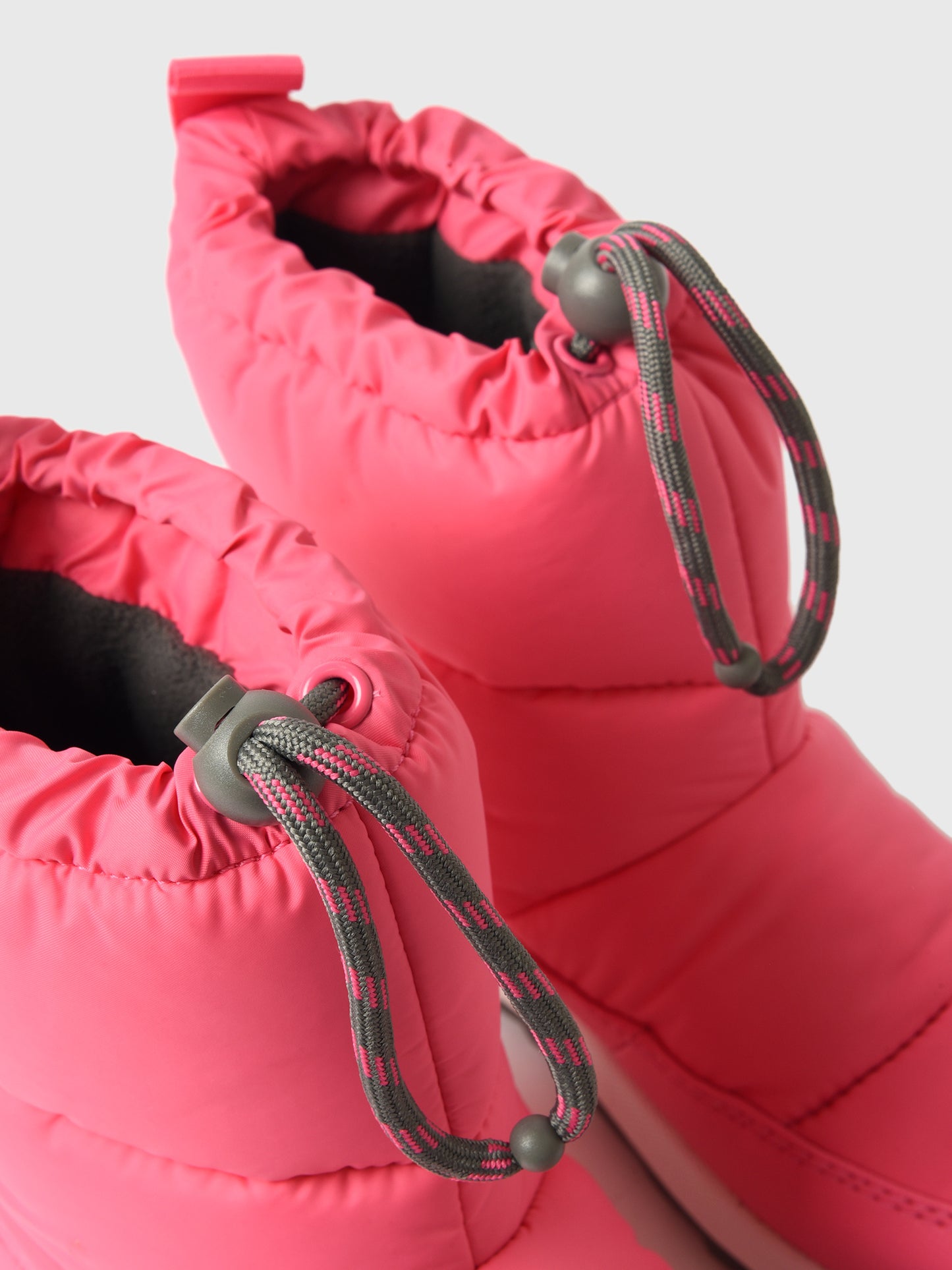 2088571657xNICOQUARRY-alt2