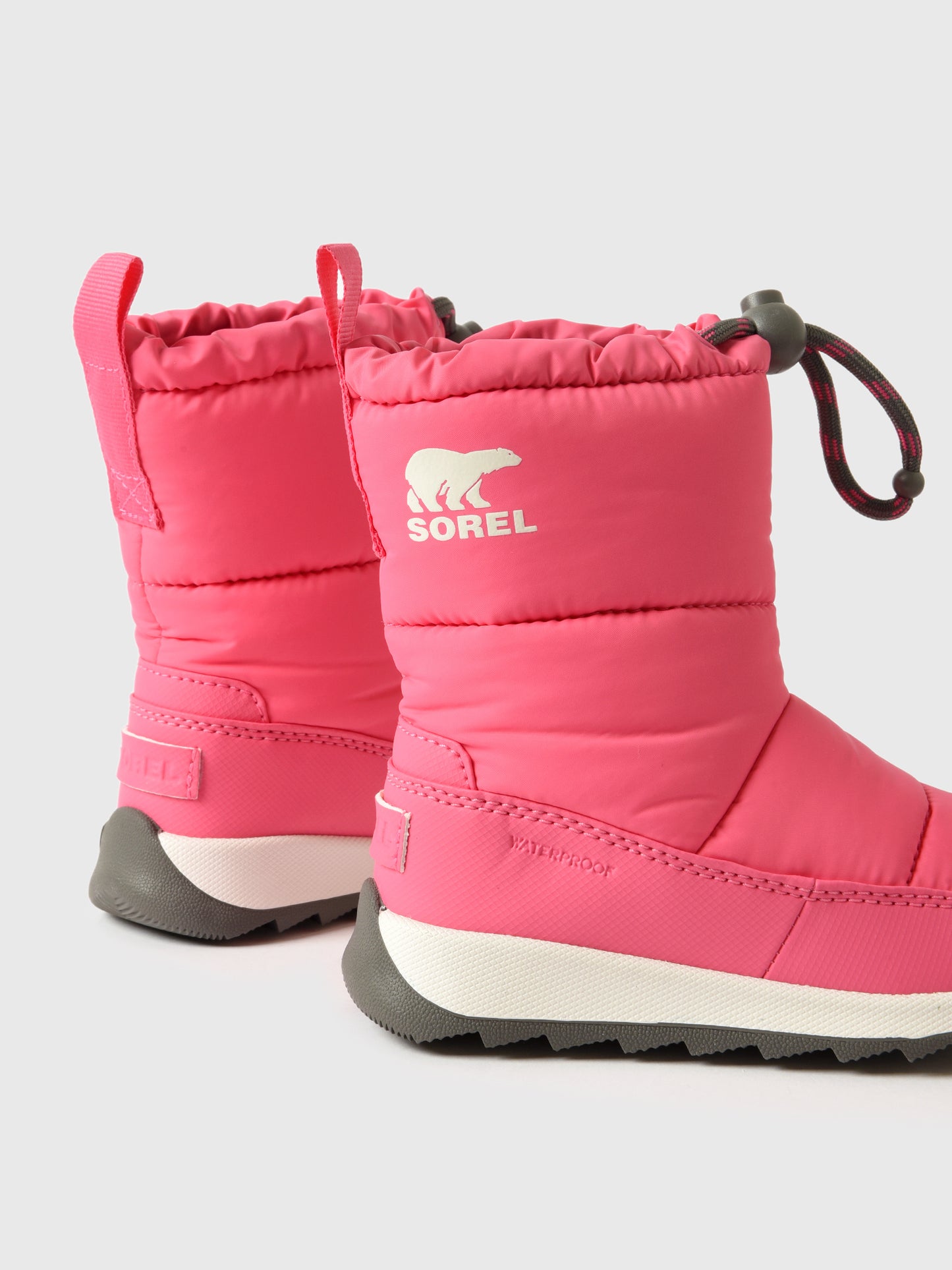 2088572657xNICOQUARRY-alt3