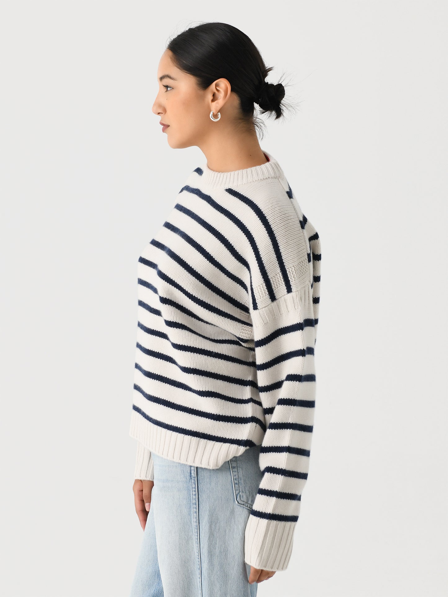 20900_xIVORYNAVY-alt2