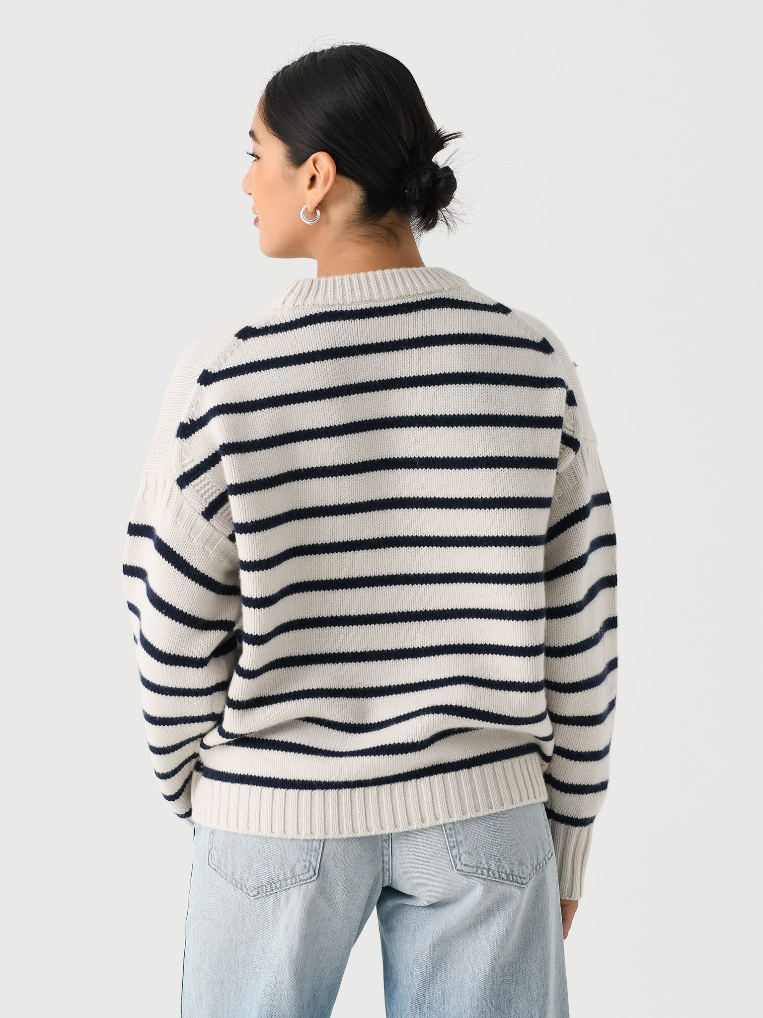 20900_xIVORYNAVY-alt3