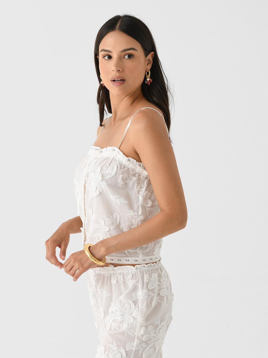 21096_xWHITE-alt2