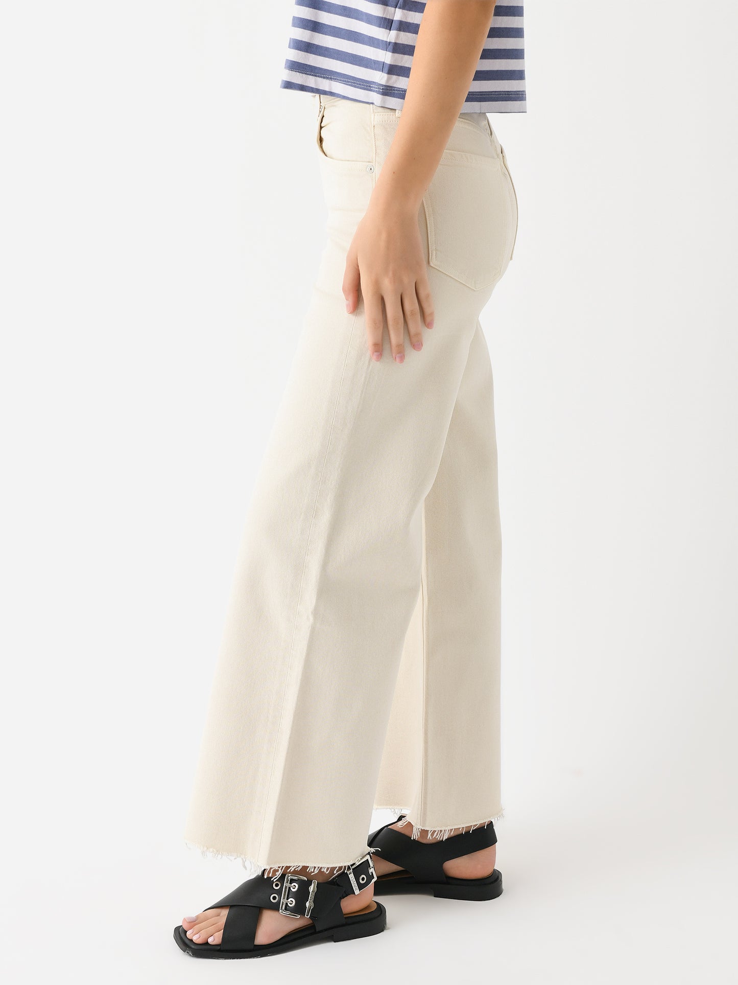 2140-1542xALMONDETTE-alt2