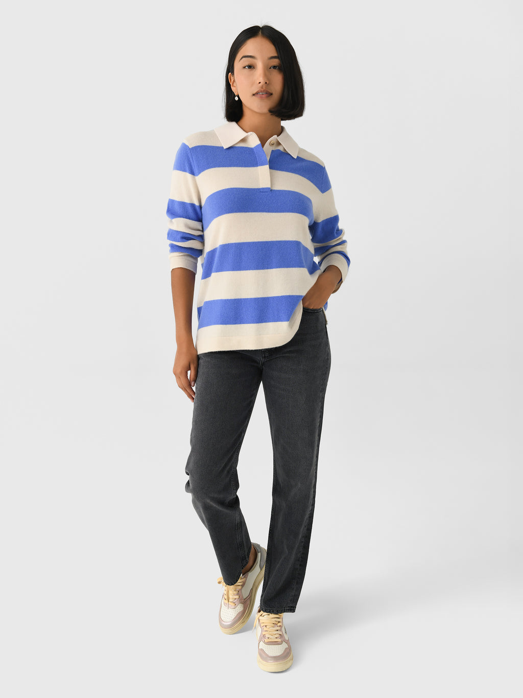 21447xNATURALBLUEIRIS-alt1