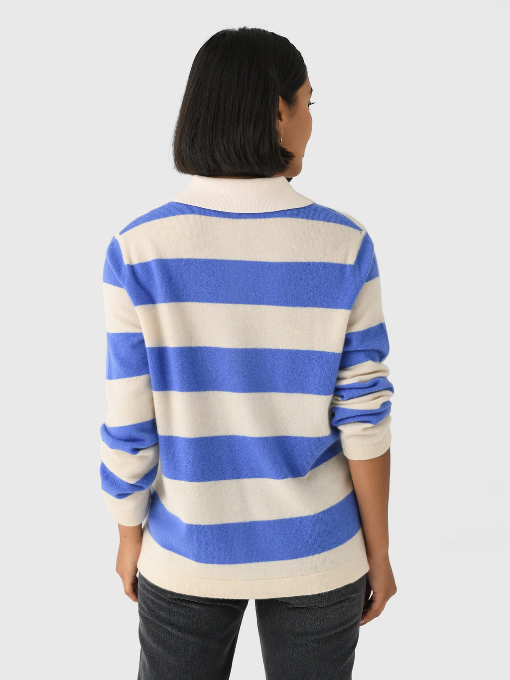 21447xNATURALBLUEIRIS-alt3