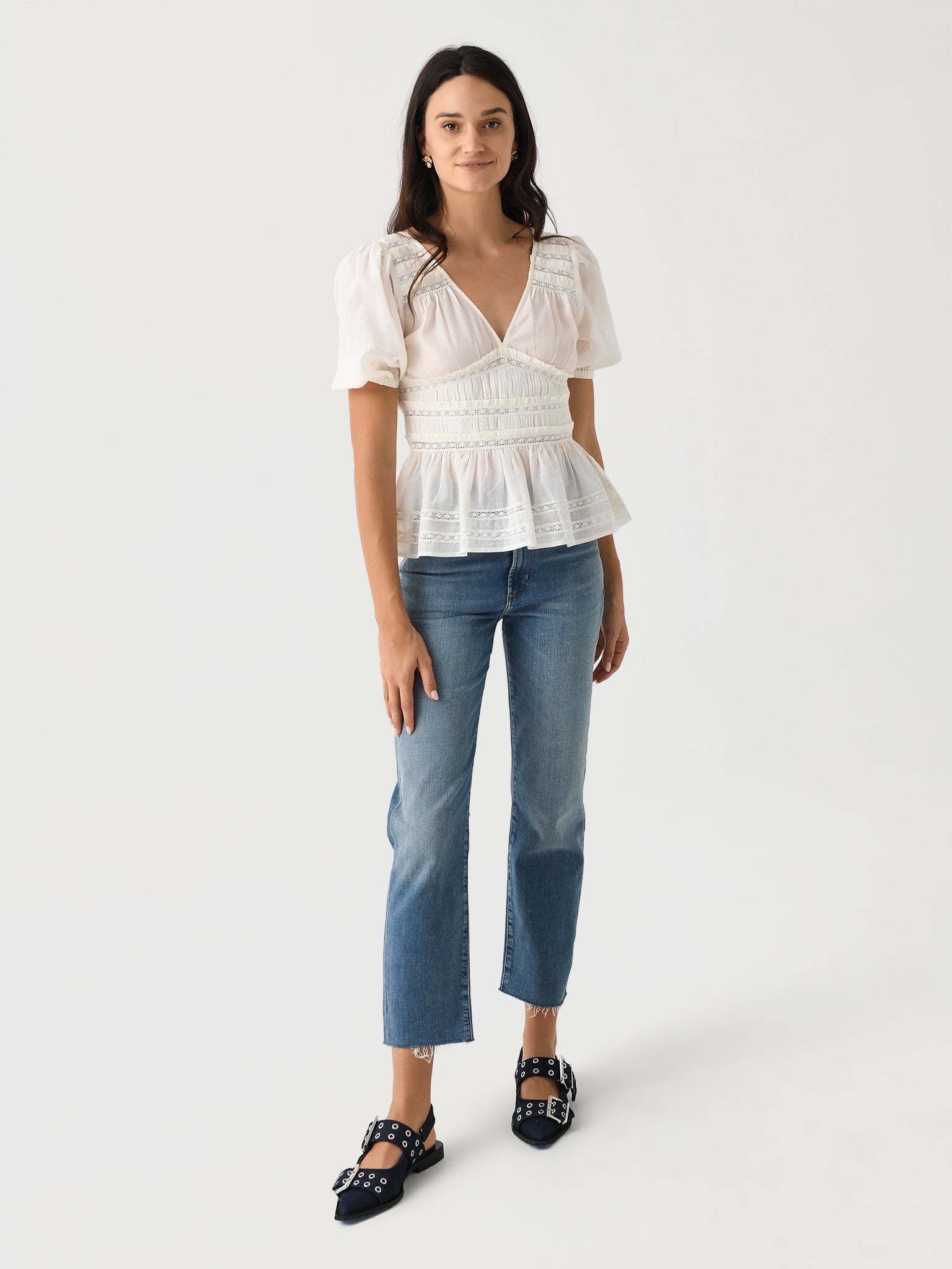 2173-1436xLAWLESS-alt1