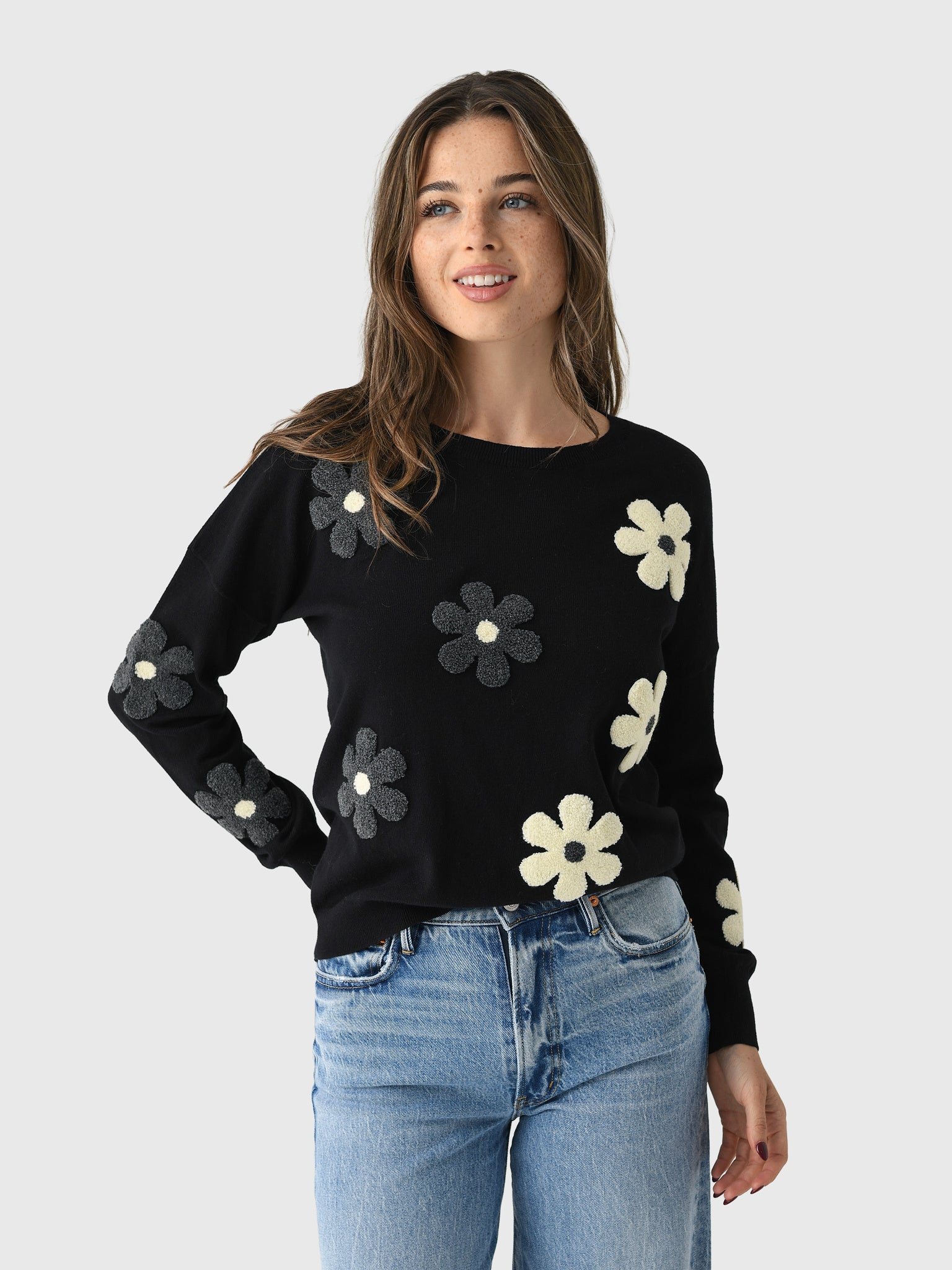 Eche Women's Two Tone Flower Crew Sweater - Saint Bernard