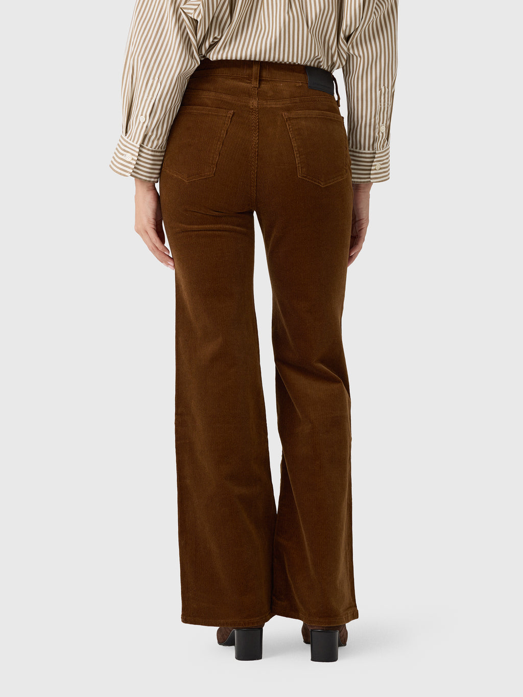 Citizens Of Humanity Women's Kimberly 70s Corduroy Flare Jean - Saint Bernard