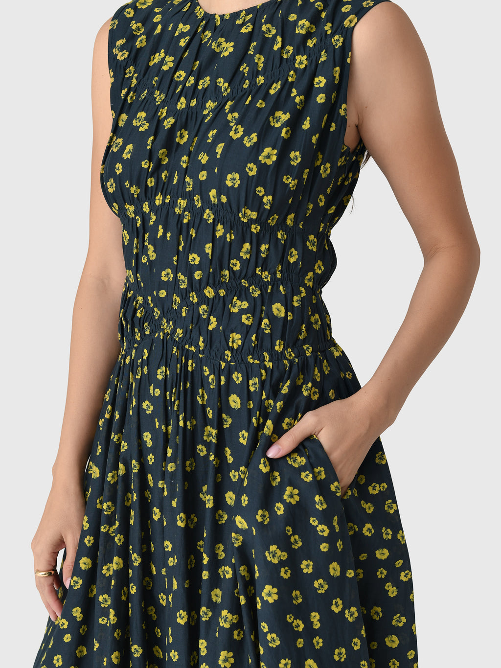 225E21VPxLEMONNAVYFLORAL-alt3