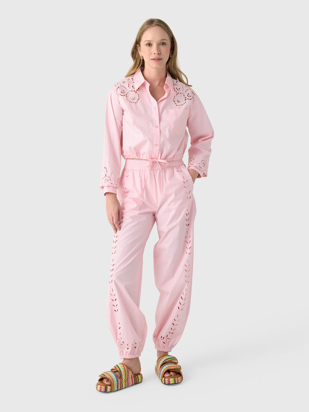 22CASSISxLIGHTPINK-alt1