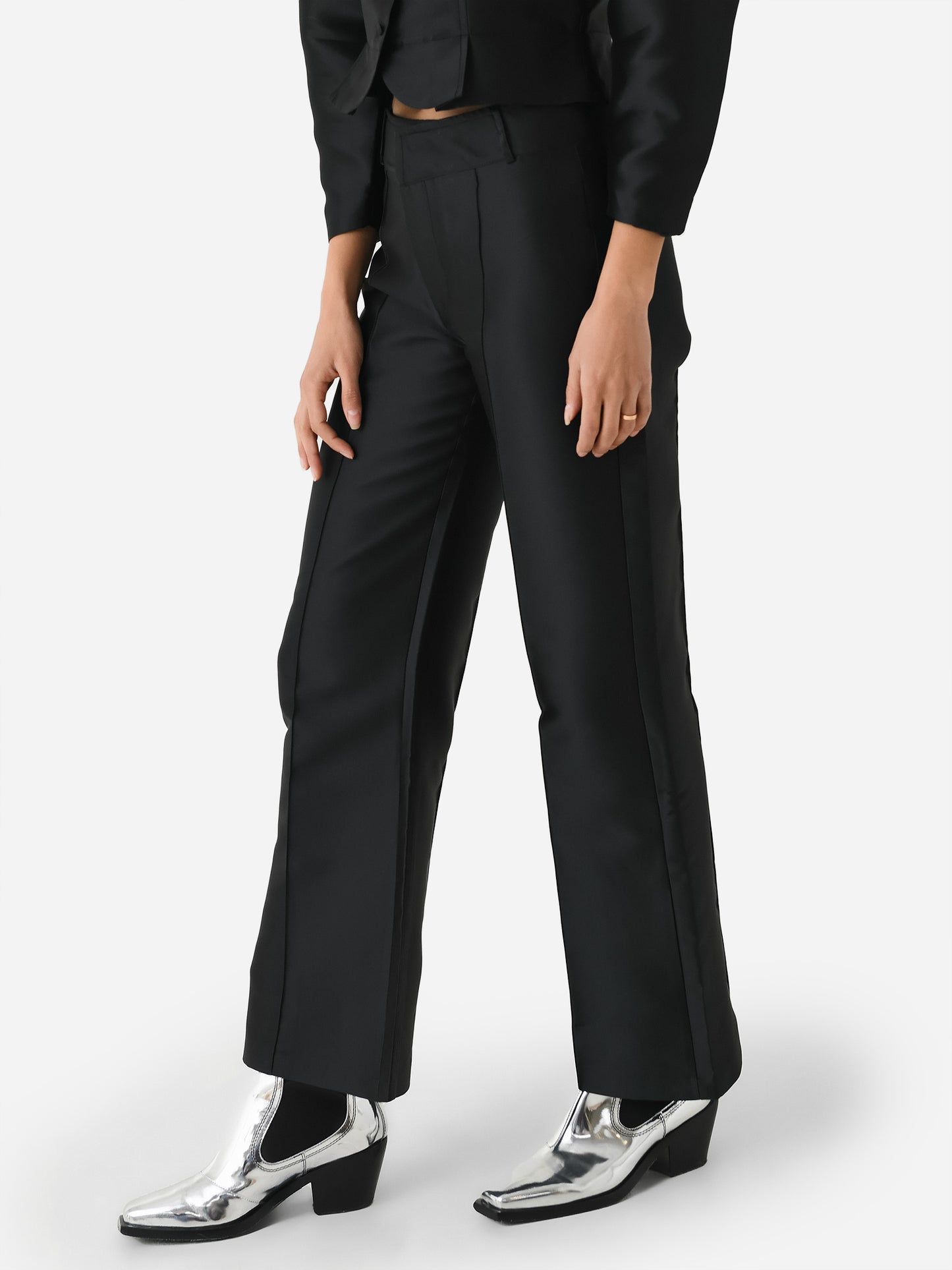 22F4PAN02xBLACK-alt2