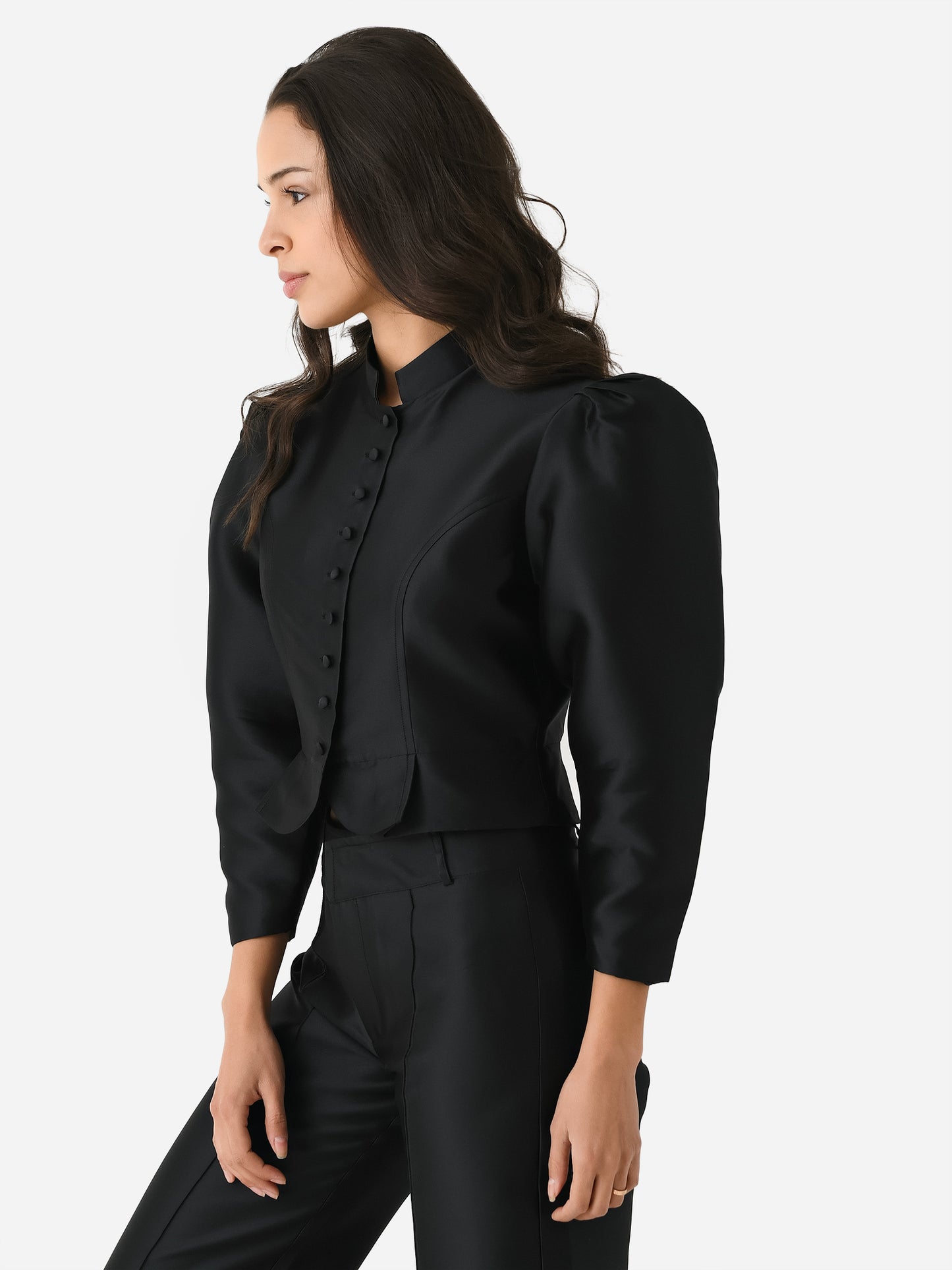 22F4VES03xBLACK-alt2