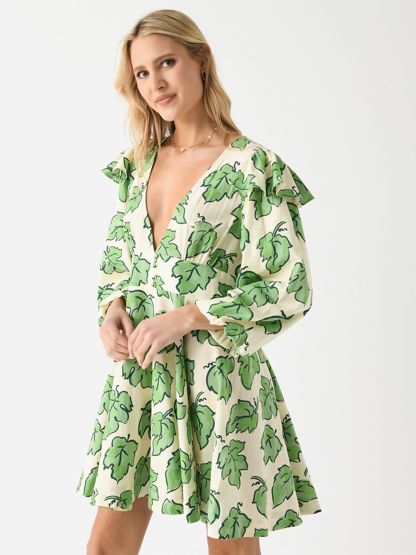 2304149GVLxGREENVINELEAFPRINT-alt2