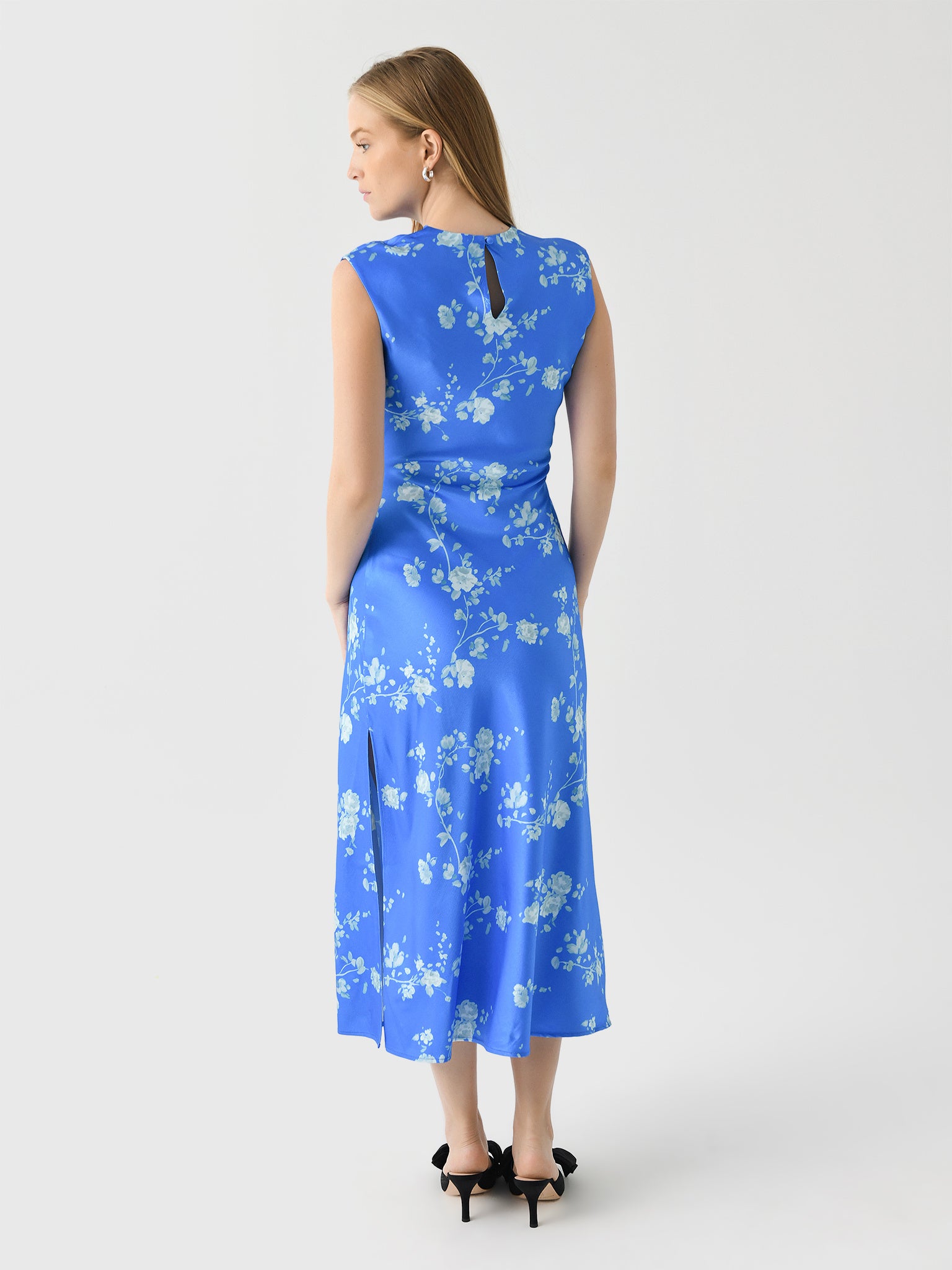 2310135BTFxBLUETRAILINGFLORAL-alt2