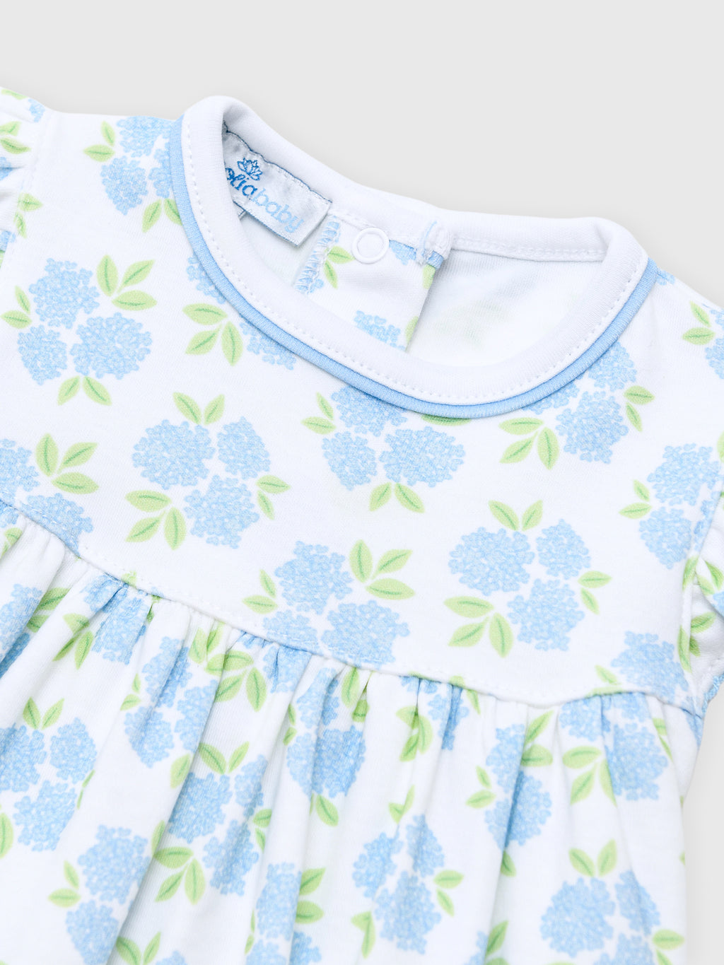 Magnolia Baby Baby Girls' Dreamy Hydrangeas Flutters Bubble - Saint Bernard