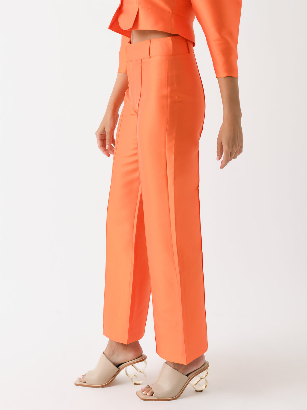 23R4PAN02xORANGE-alt2