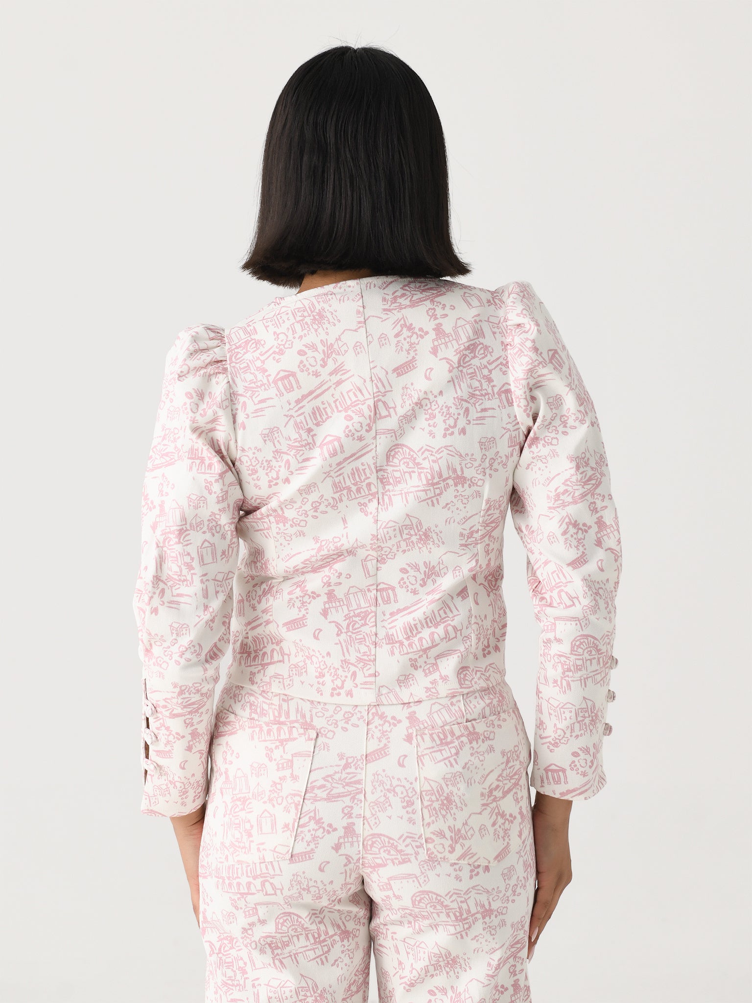 2401208PTxPINKTHEATRE-alt3