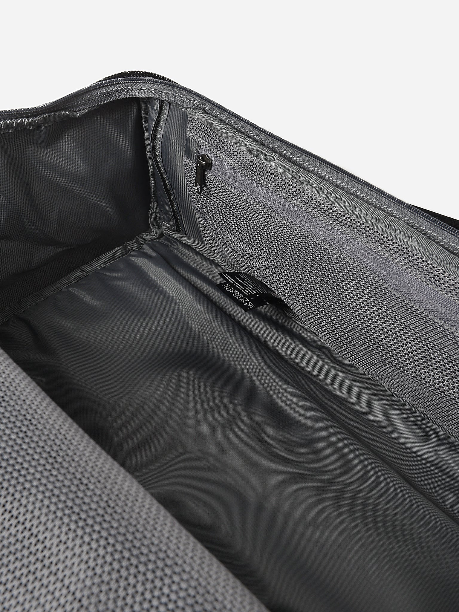 242C01xBLACKOUT-alt3