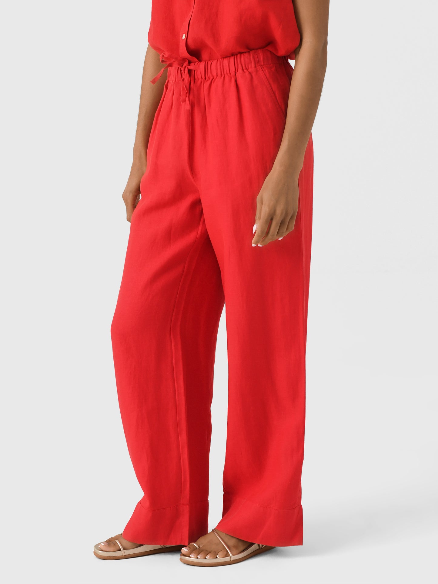 244-WP114-2704xCRIMSON-alt2