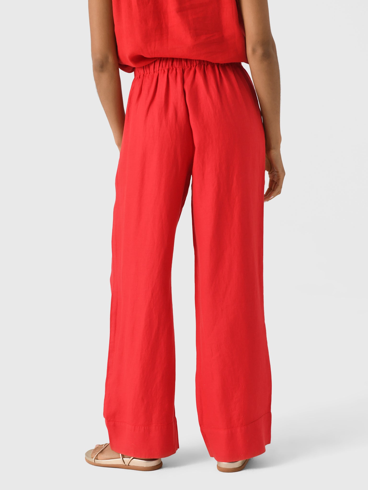 244-WP114-2704xCRIMSON-alt3